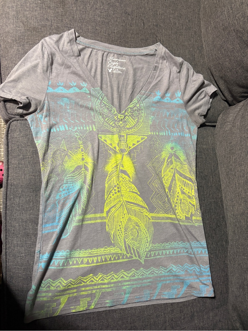V-Neck Feather Print Women’s Tee in Gray and Neon